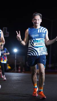 BIB: 43800
                            <button type="button" onclick="openModal(23086559)" class="btn btn-primary btn-sm float-right btn-popup" data-toggle="modal" data-target=".modal-high-quality">
                        <i class="fas fa-shopping-cart"></i> Add to Cart
                    </button>
                                            <button type="button" onclick="isThisMe(23086559, true)" class="btn btn-success btn-sm float-right btn-popup btn-isme hidden" data-toggle="tooltip" data-placement="bottom" title="นี่คือรูปของคุณใช่ไหม คลิกที่นี่เพื่อเอาเข้าอัลบั้ม">
                        <i class="fas fa-plus"></i> Add to album
                    </button>
                    <button type="button" onclick="isThisMe(23086559, false)" class="btn btn-warning btn-sm float-right btn-popup btn-isnotme hidden">
                        <i class="fas fa-ban"></i> Remove from album
                    </button>